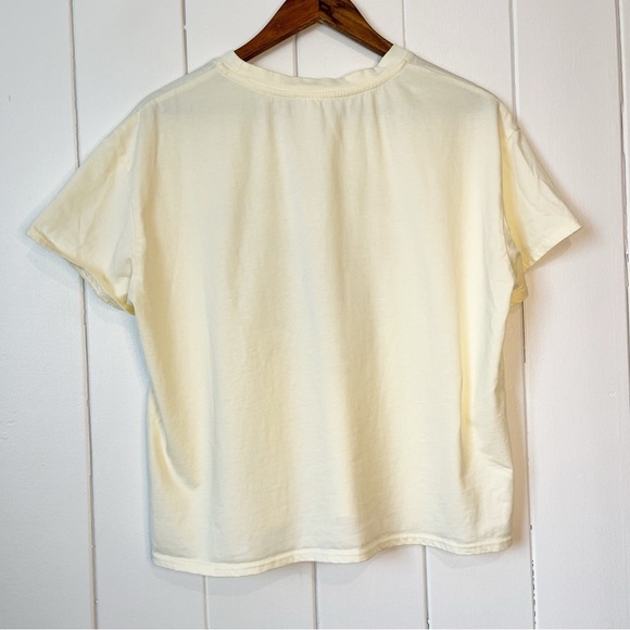 Le Lis Collection Cream Mountain Graphic Crop Top. Size Medium. - Picture 5 of 5